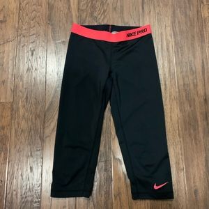 Women’s Nike Pro Capris